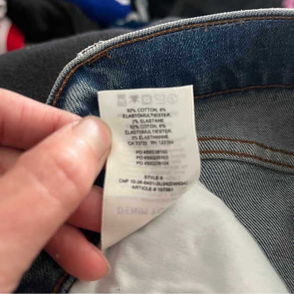 Denim Forum Aritzia 90s Arlo thigh hi rise mid thigh denim shorts Sz 23 - Picture 6 of 8